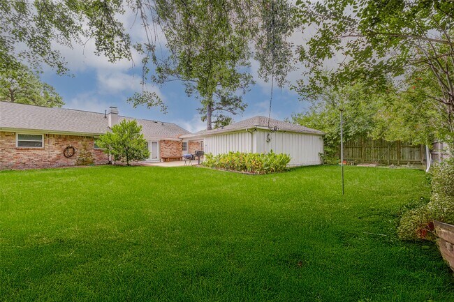 Building Photo - 10062 Haddington Dr