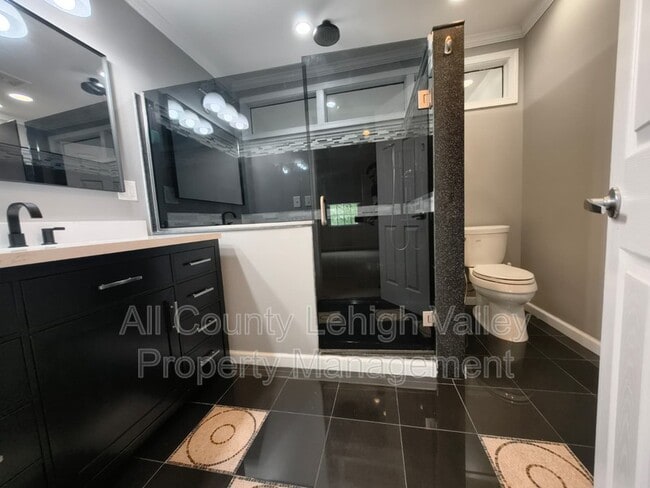 Building Photo - 2879 Hope Ridge Dr