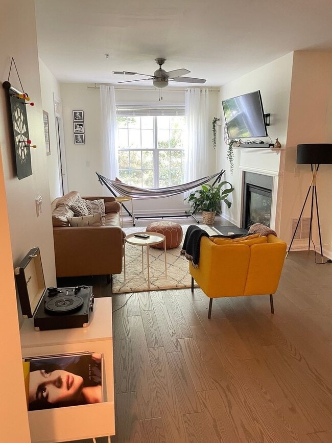 Building Photo - 3150 Woodwalk Dr SE