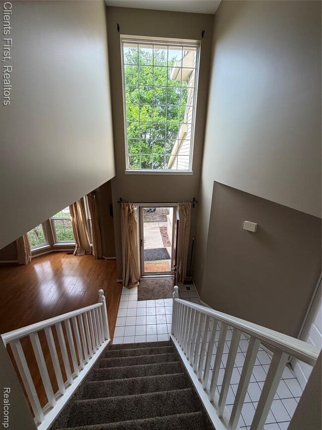 Building Photo - 35285 Pennington Dr