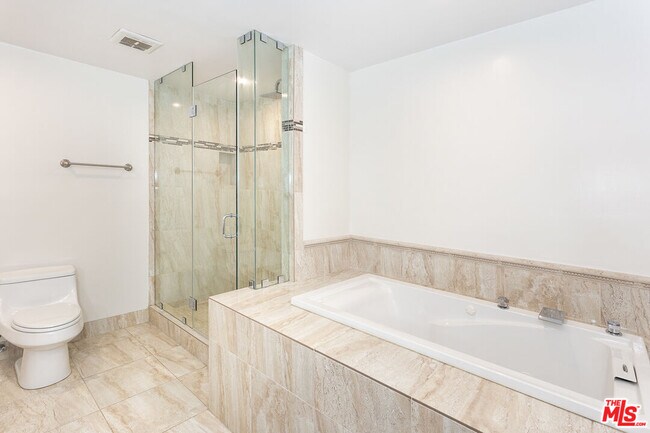 Building Photo - 1950 S Beverly Glen Blvd