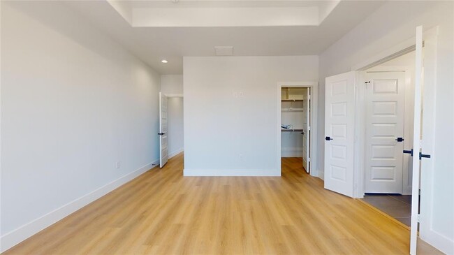Building Photo - 12252 Kirkgard Dr