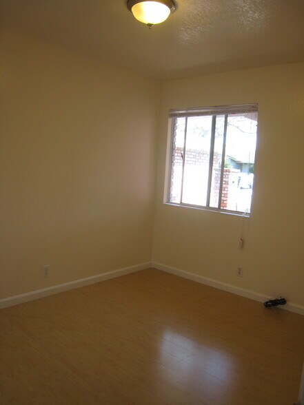 Building Photo - 32318 Crest Ln