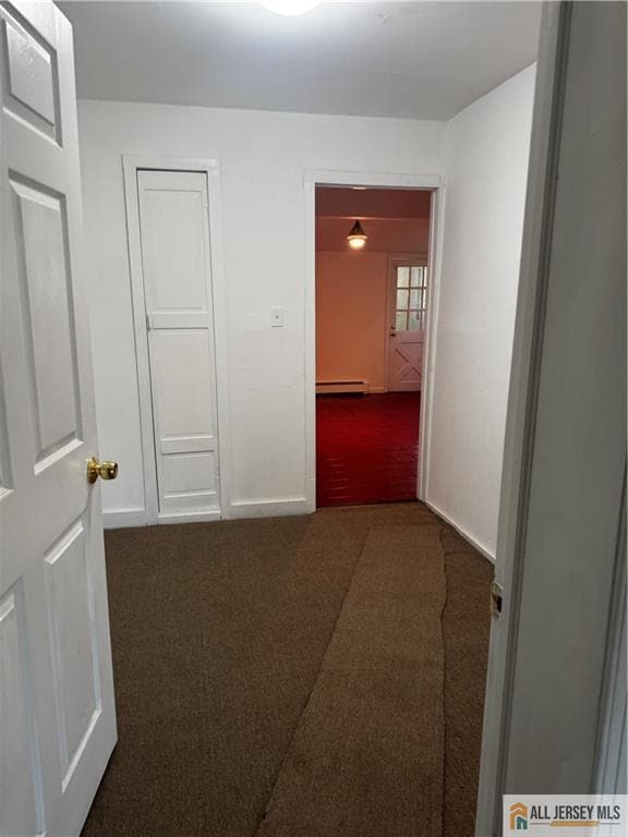 Building Photo - 280 Shoreland Cir