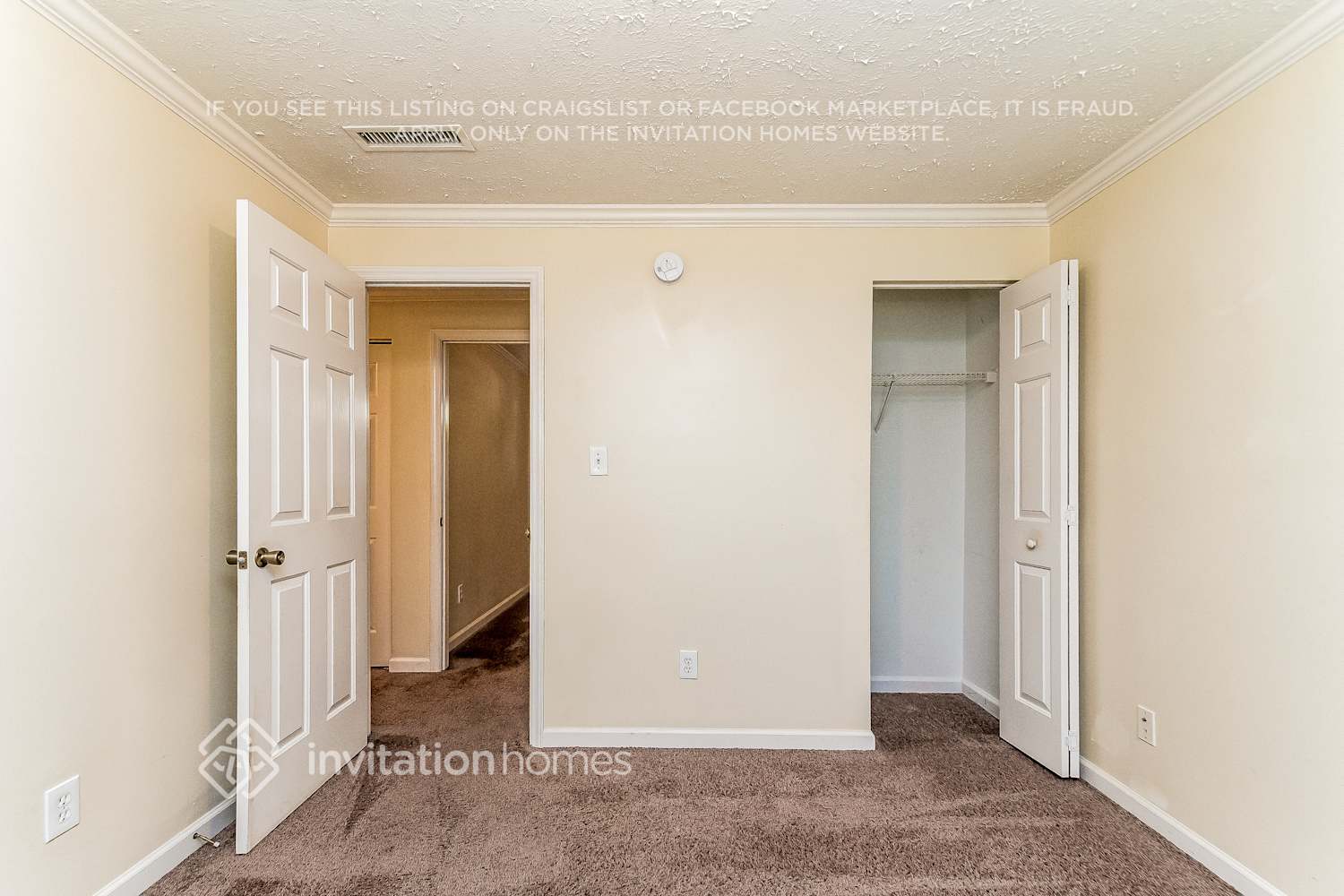 Building Photo - 2048 Buffalo Way