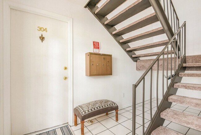 Building Photo - 4008RCC