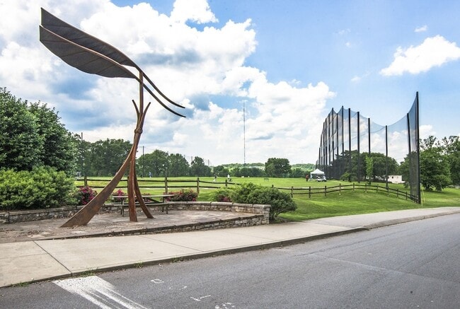 Building Photo - 312 Sloan Rd