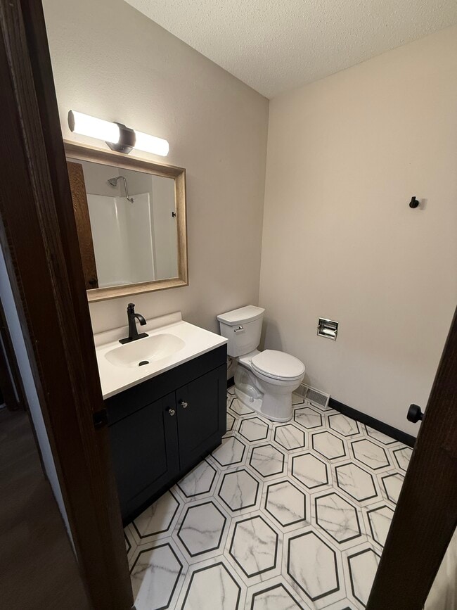 Building Photo - 822 29th St N