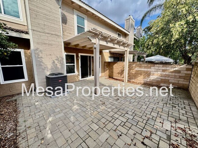 Building Photo - 8475 Lemon Grove Dr