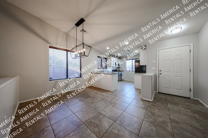 Building Photo - 3955 E Blue Sage Ct