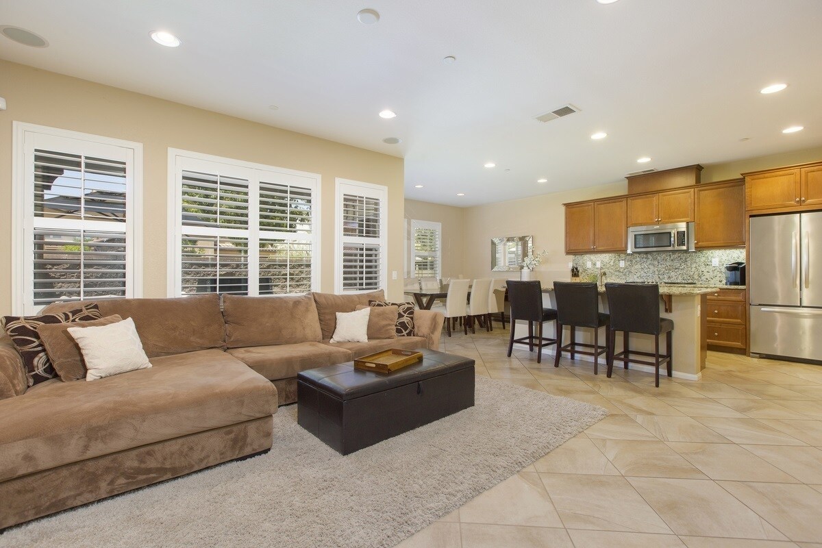 Building Photo - 8516 Old Stonefield Chase