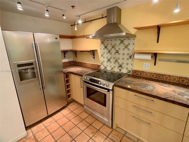 Building Photo - 1853 Jefferson Ave