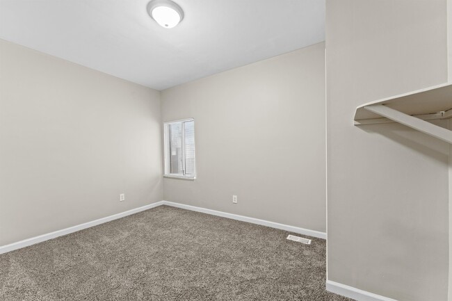 Building Photo - 2040 Austin Ave