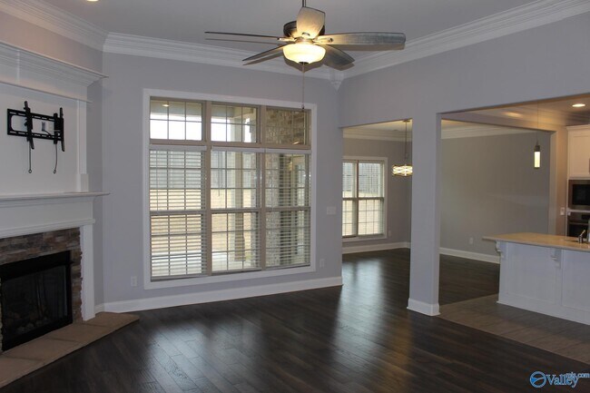 Building Photo - 104 Talia Dr