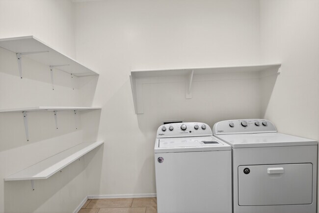 Building Photo - 6680 E Via Jardin Verde