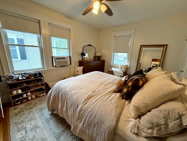 Building Photo - 151 Lexington St