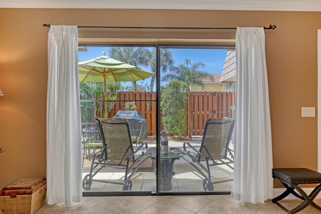 Building Photo - 131 Ocean Cove Dr