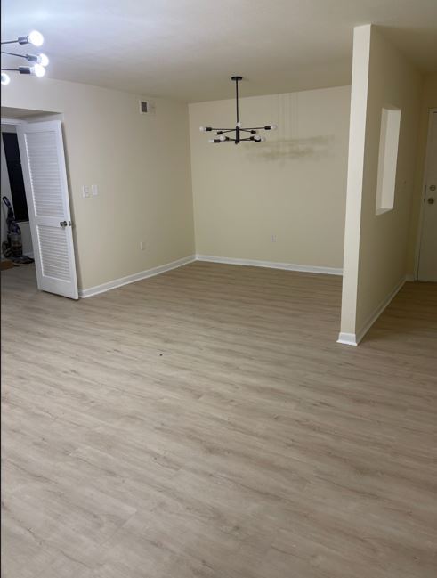 Building Photo - Columbia Condo