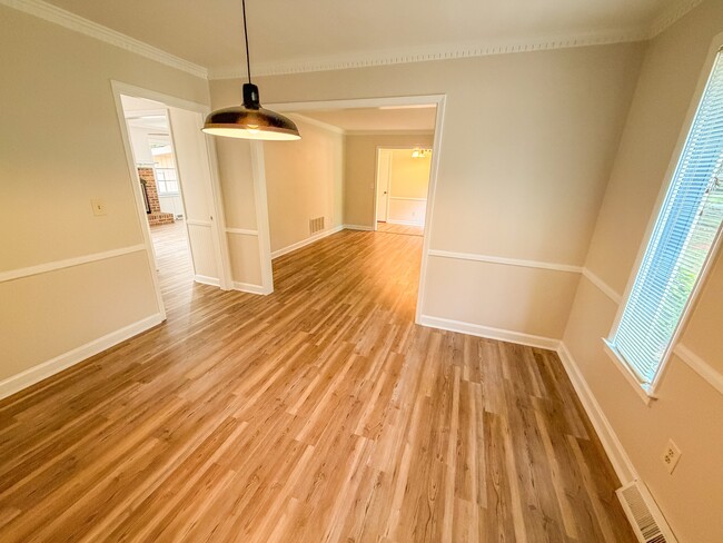 Building Photo - 309 Verner Dr