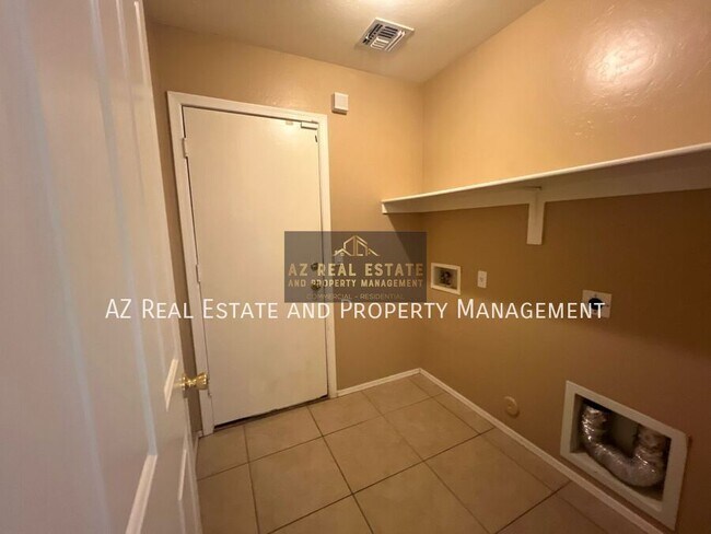 Building Photo - 24893 W Dove Mesa Dr