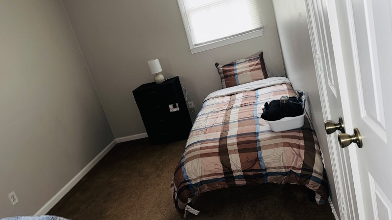 Building Photo - 2016 Cleburne Pkwy