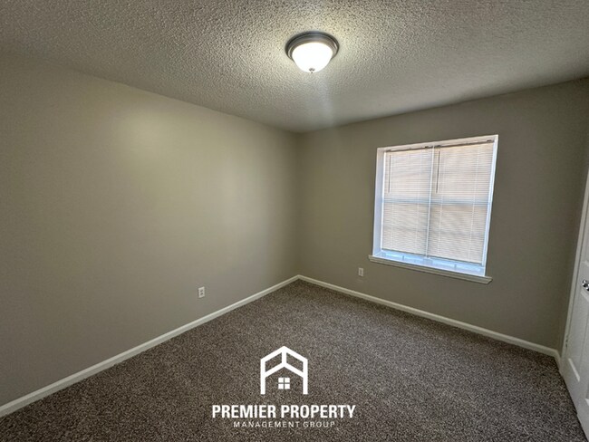 Building Photo - 6577 Beaverlodge Dr