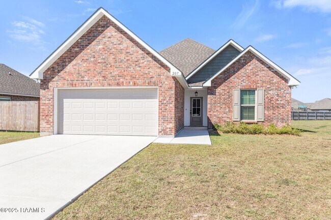 Primary Photo - 207 Barnsley Dr