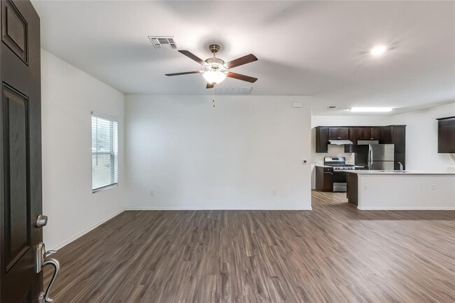 Building Photo - 7209 Spirit Hill Rd