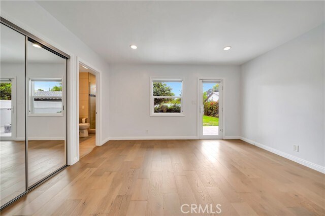 Building Photo - 4833 Longridge Ave