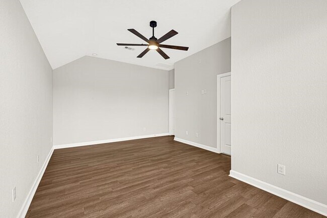 Building Photo - 1907 Caldbeck Ln