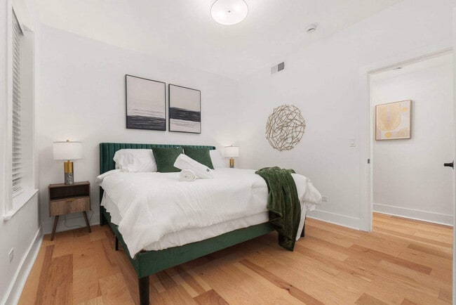 Building Photo - 618 W Patterson Ave