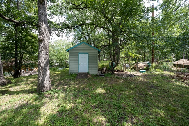 Building Photo - 8715 Boone Ct