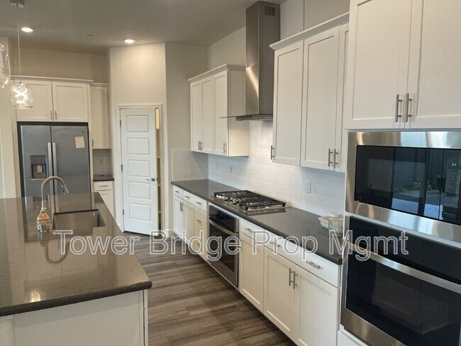 Building Photo - 5603 Drifton Way