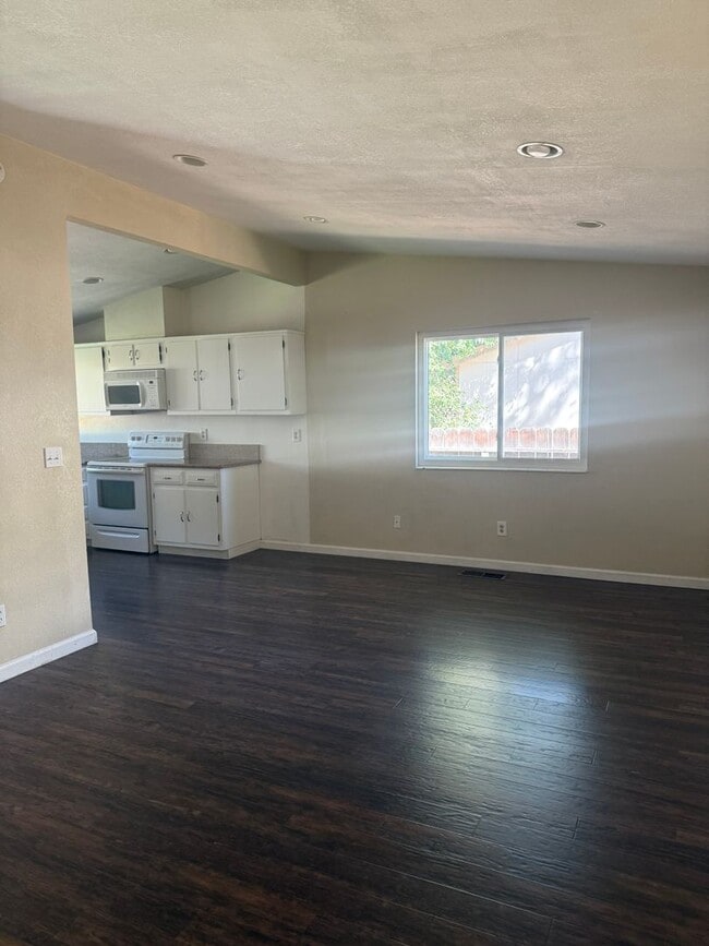 Building Photo - 4605 Rio Encantado Ln