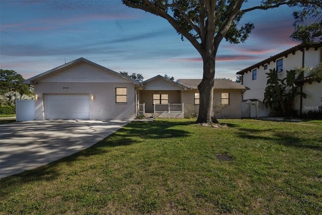 Primary Photo - 4002 W Mullen Ave