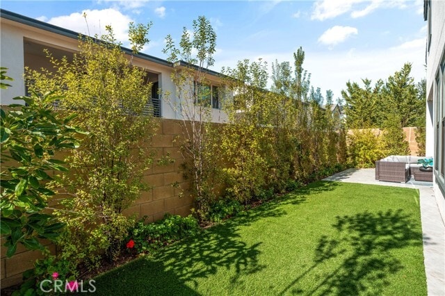 Building Photo - 105 Shear