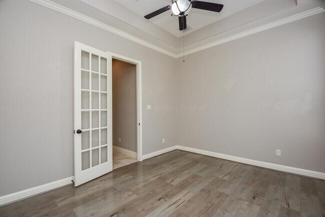 Building Photo - 6615 Rising Hills Ln