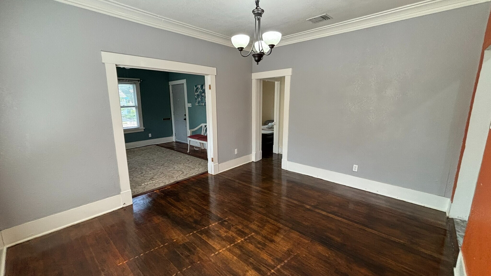 Building Photo - Room in House on Avant Ave