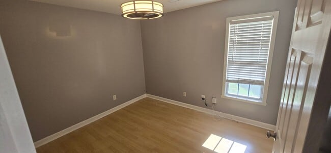 Building Photo - One Level Ranch