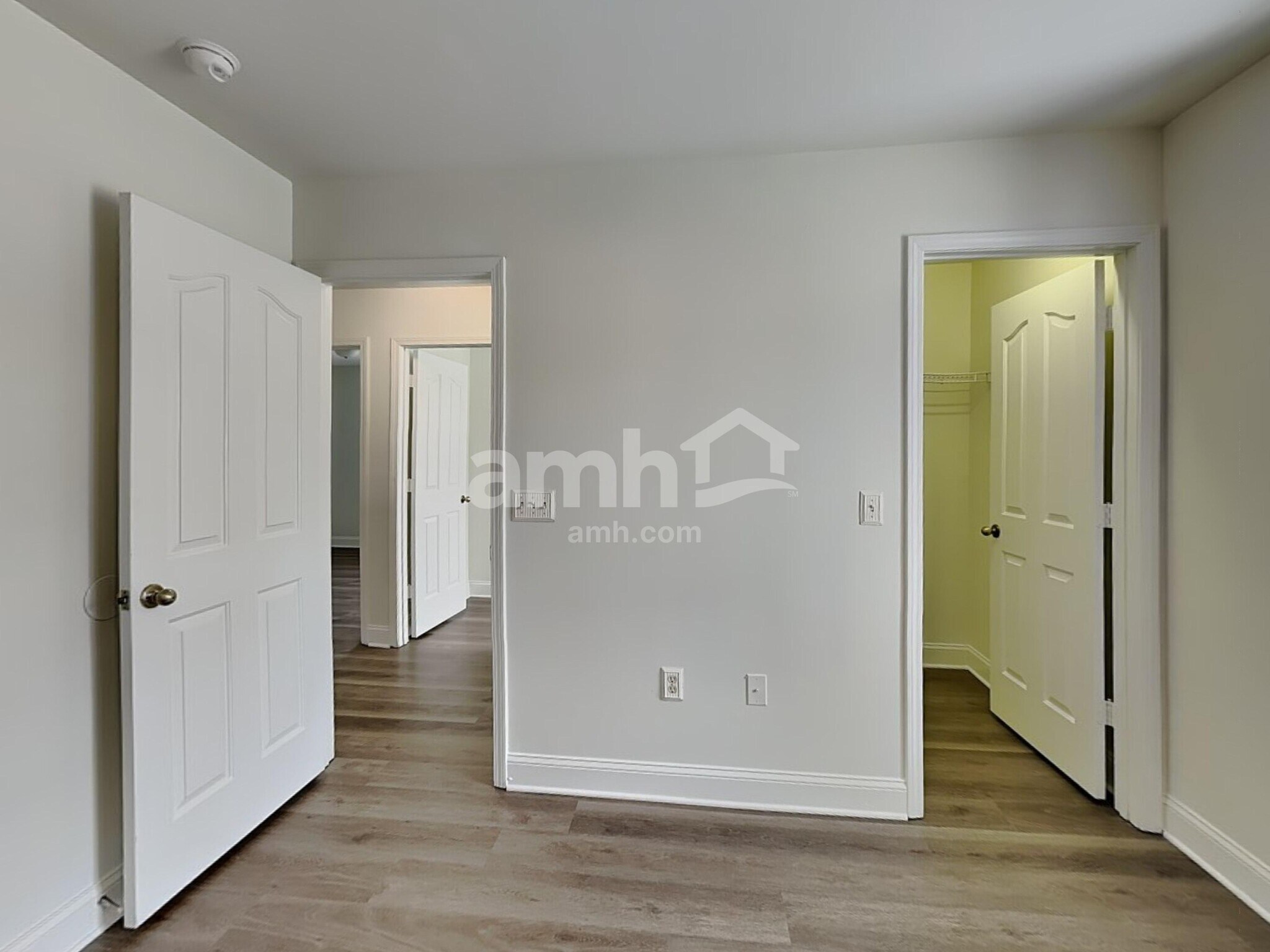 Building Photo - 404 Annaberg Ln