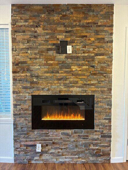 Fireplace - 9301 SW Hill St