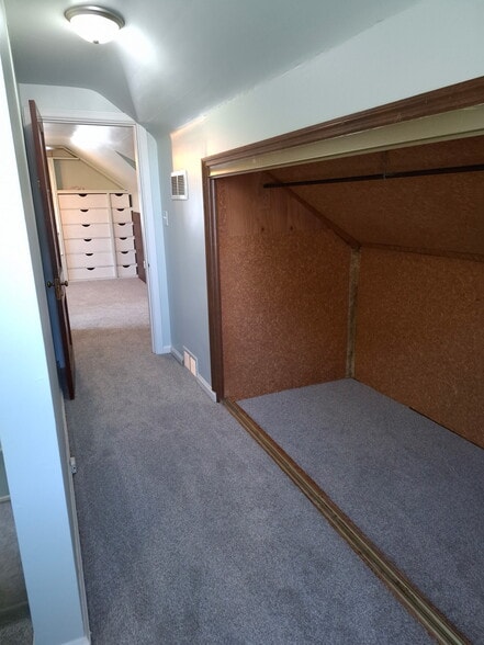 Upstairs Hallway - 442 E Columbia Ave