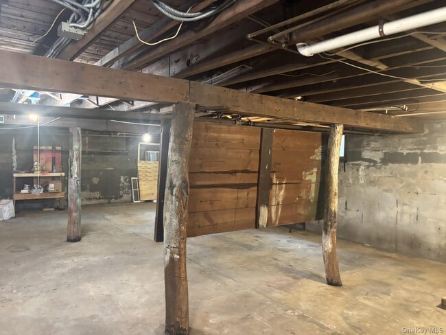 Building Photo - 48 Ferris Pl
