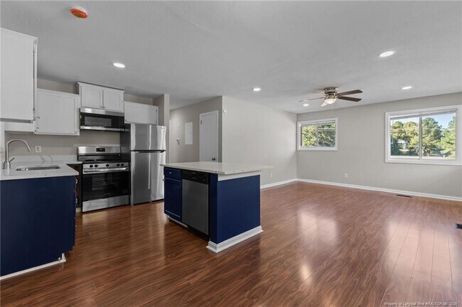 Building Photo - 1913 Corrinna St