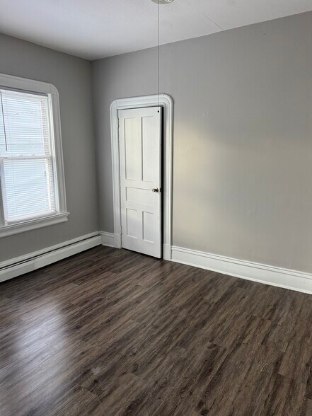 Building Photo - 66 Preston St