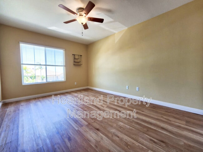 Building Photo - 714 Casita Ln