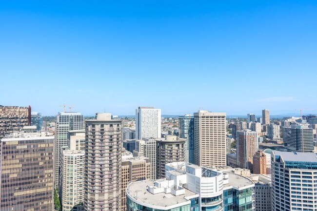 Building Photo - 2Bd/2Ba Seattle Condo