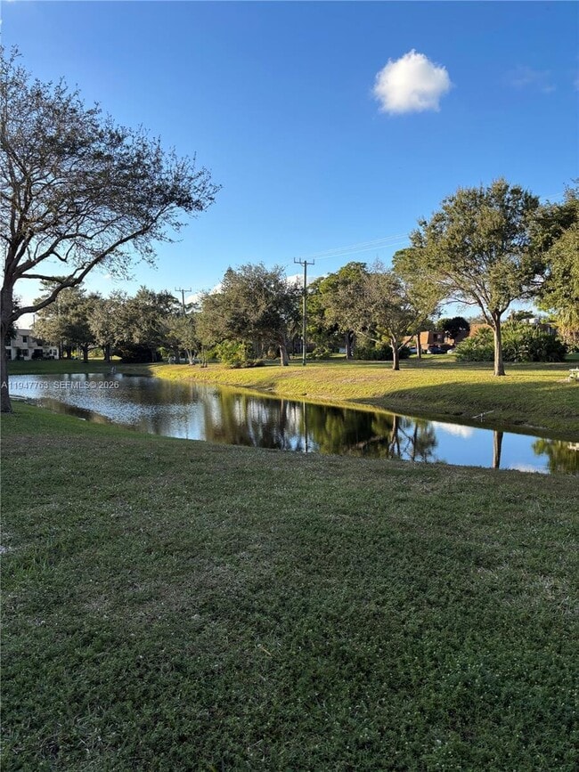 Building Photo - 4171 Oak Terrace Dr