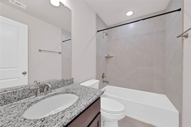 Building Photo - 13214 Pkwy Meadows Dr