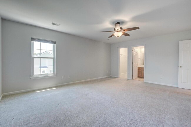 Building Photo - 138 Thistle Rd